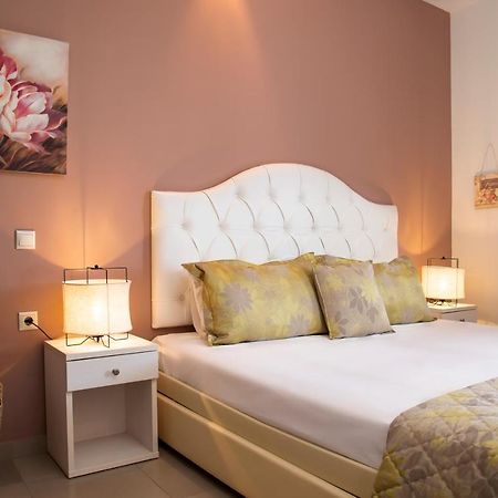 Aqua Mare Hotel Nea Kallikrateia Bagian luar foto