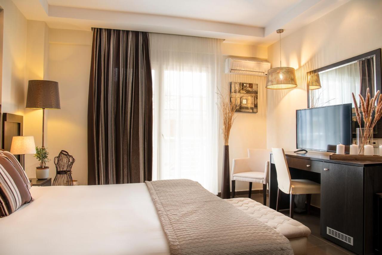 Aqua Mare Hotel Nea Kallikrateia Bagian luar foto